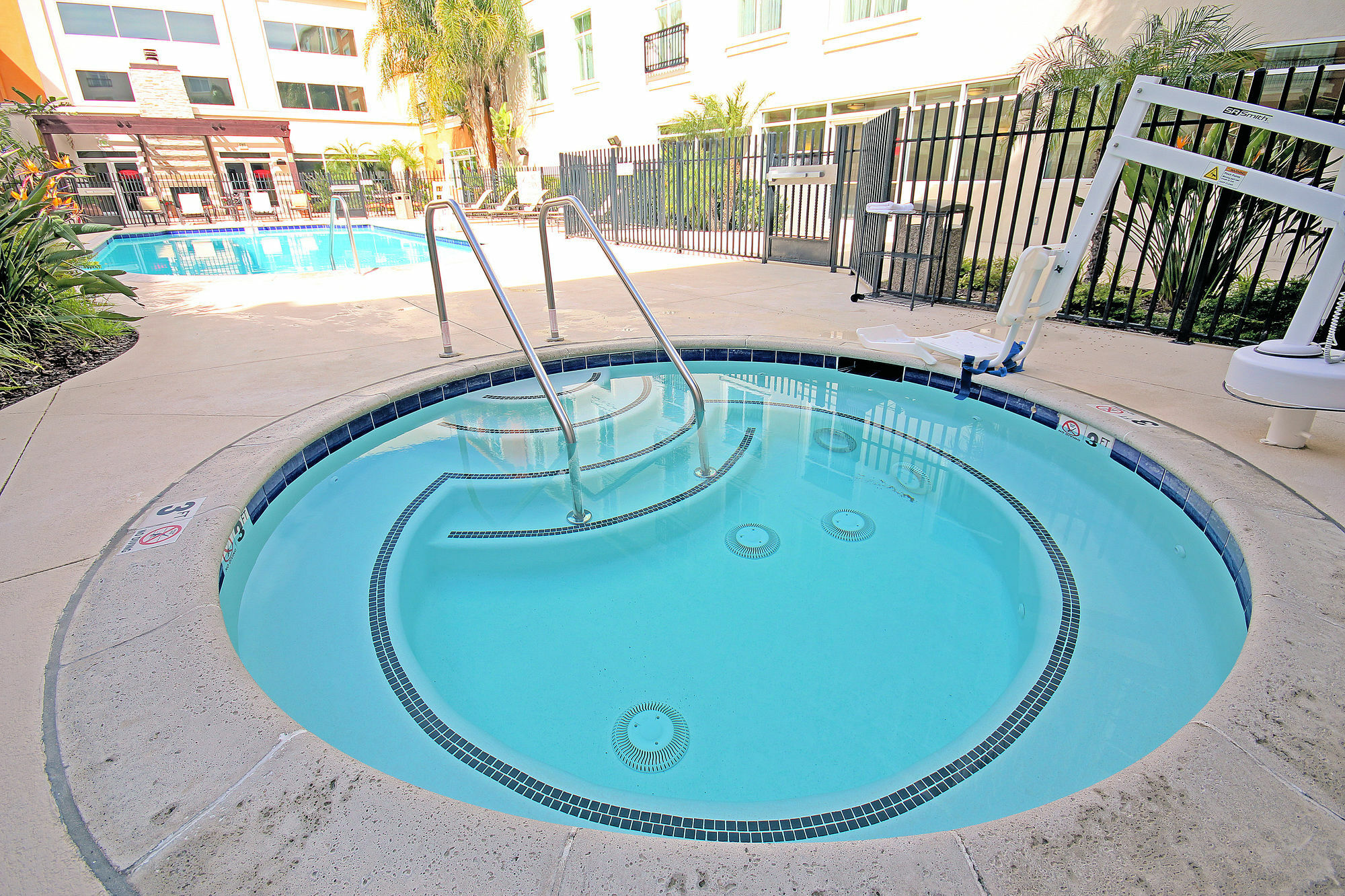 Embassy Suites Valencia Luaran gambar